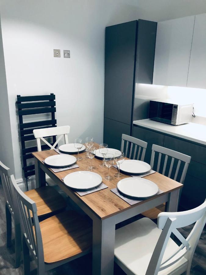 Entire Spacious 4 Bedroom In Апартаменты Борнмут